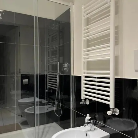 Loft 13 Apartment *
